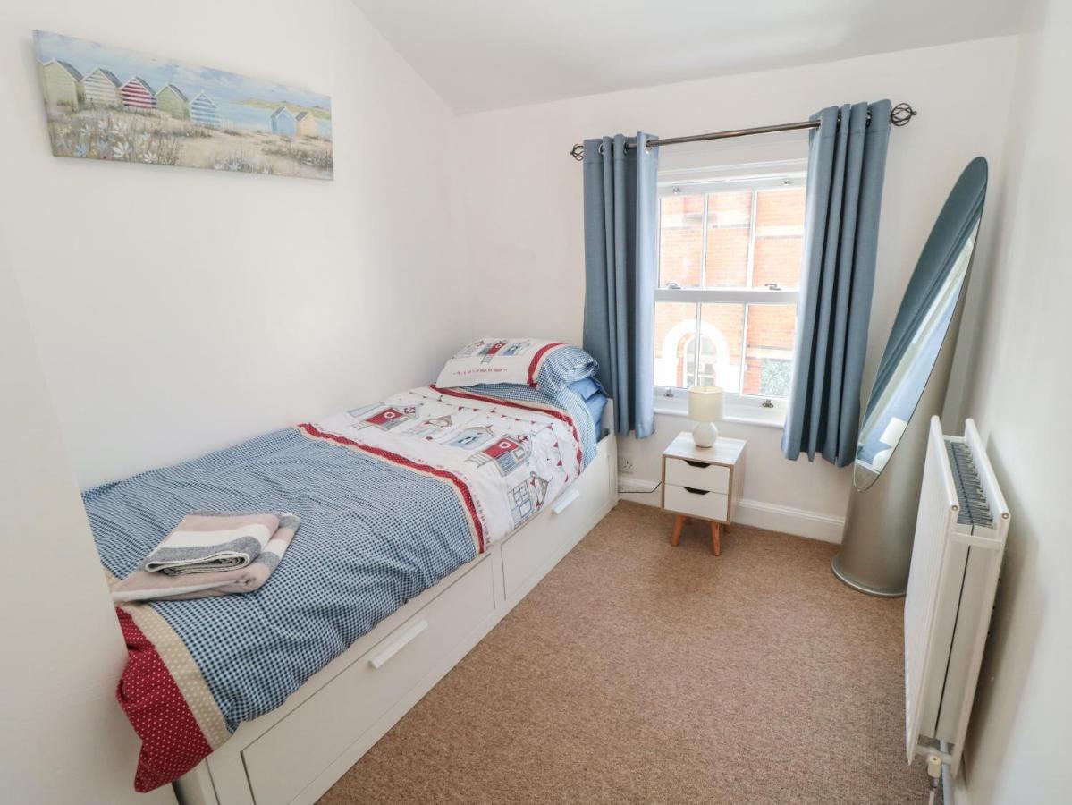 22 St Marys Walk *